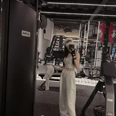 郝飞琪